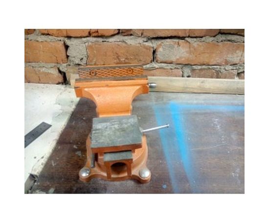 Слесарные поворотные тиски 125 мм с наковальней SPARTA 186255 – изображение 5