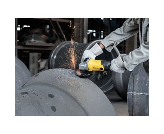 Угловая шлифмашина Stanley SGM146 – изображение 5