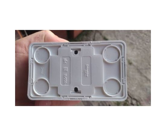 Двухместная розетка Schneider Electric ОП Этюд 16А защ. шторки, с заземлением, белая PA16-008B – изображение 4