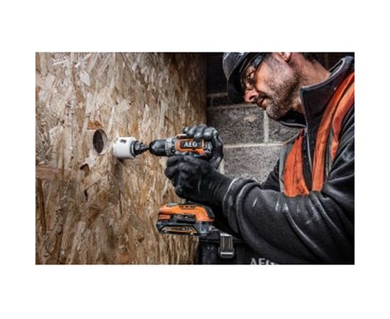 Бесщеточная аккумуляторная дрель-шуруповерт BS18SBL-202C AEG 4935472277 – изображение 5
