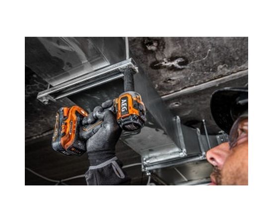 Бесщеточный аккумуляторный ударный гайковерт BSS18S12BL-0 AEG 4935472279 – изображение 5