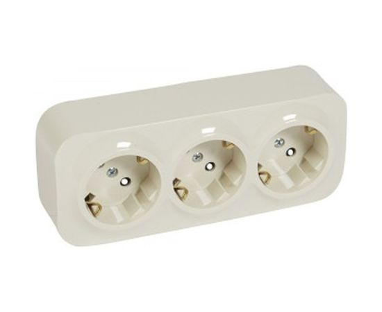 Розетка Legrand 3-м ОП Quteo 16А угол 45град. защитные шторки, с заземлением, слоновая кость Leg 782248 255249 
