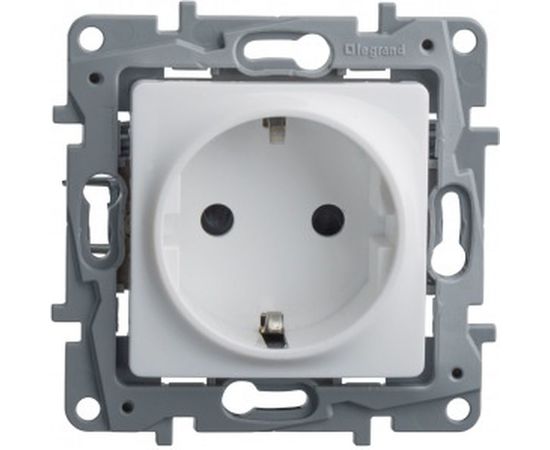 Механизм розетки Legrand 1-м СП Etika 2К+З 16 А с заземлением винтовые зажимы белый Leg 672221 