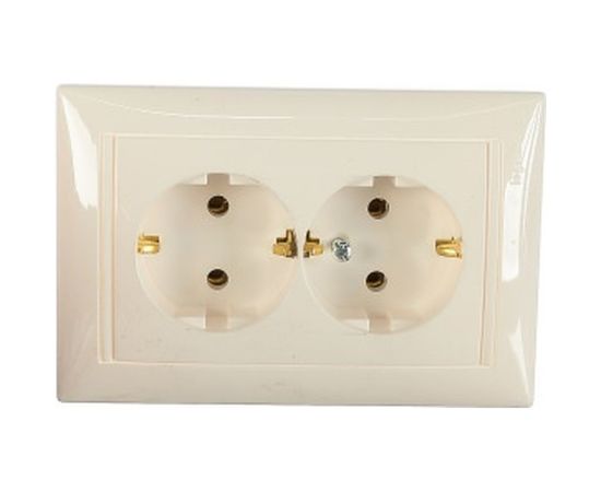 Двухместная розетка Legrand Valena 774400, с/з, белая литая 