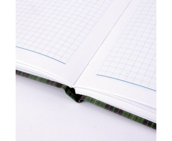 Блокнот BRAUBERG 110 х147 мм, А6, 80л, ламинир. обложка, выборочн. лак, клетка, Шотландка, 123245 – изображение 6