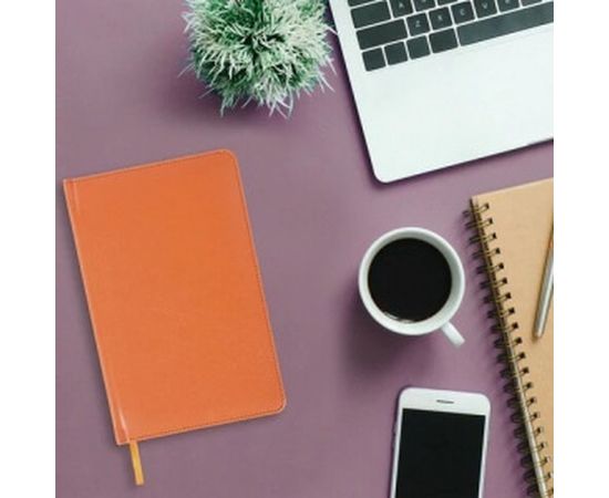 Недатированный ежедневник BRAUBERG Rainbow А5 138x213 мм, кожзам, 136 л, оранжевый 111668 – изображение 7