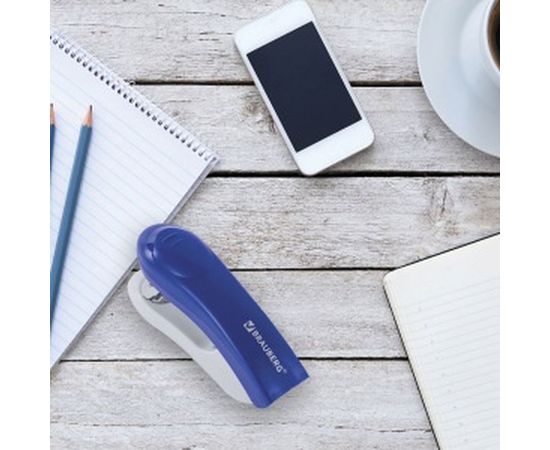 Синий степлер BRAUBERG №24/6, 26/6 Einkommen 222534 – изображение 8