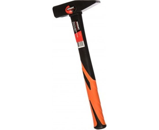 Молоток с фибергласовой рукояткой 600g Gigant HHT600-1 