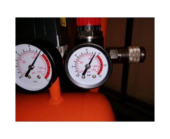 Безмасляный компрессор с прямой передачей Кратон AC-180-24-OFS 3 01 01 052 – изображение 6