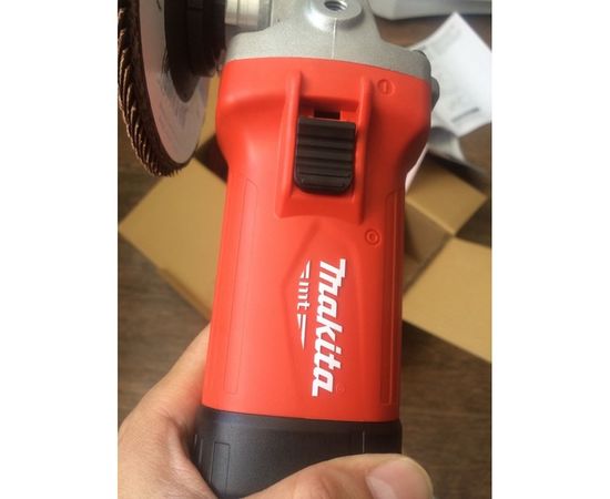 Угловая шлифмашина Makita M9511 – изображение 11