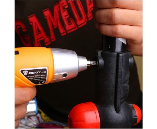 Аккумуляторная отвертка DEKO ZKS4, 4В, 0.6 Ач, з/у с набором оснастки 10 шт, 4 Нм 063-4113 – изображение 3