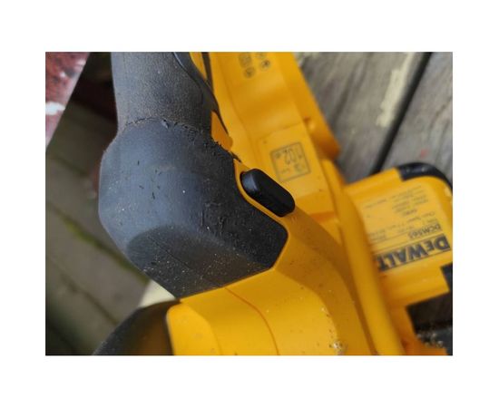 Цепная пила DEWALT XR DCM565P1 – изображение 3