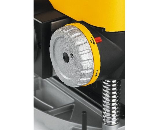 Рейсмусный станок DEWALT 1800 Вт, макс. ширина 330 мм DW735-KS – изображение 9