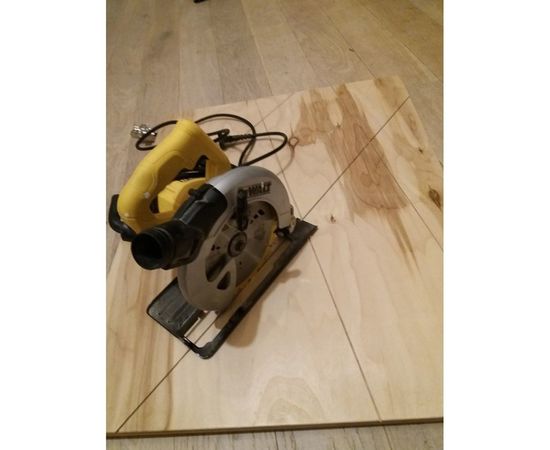 Дисковая пила DEWALT DWE 560 B – изображение 26