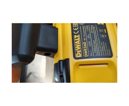 Дисковая пила DEWALT DWE 560 B – изображение 12