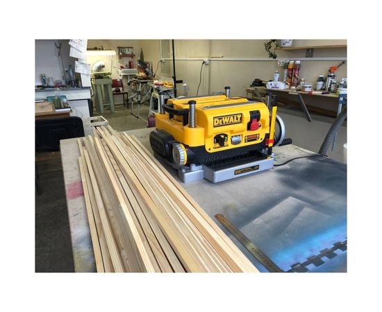 Рейсмусный станок DEWALT 1800 Вт, макс. ширина 330 мм DW735-KS – изображение 12