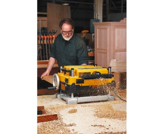 Рейсмусный станок DEWALT 1800 Вт, макс. ширина 330 мм DW735-KS – изображение 19