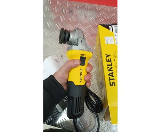 Угловая шлифмашина Stanley SG7125-RU – изображение 4