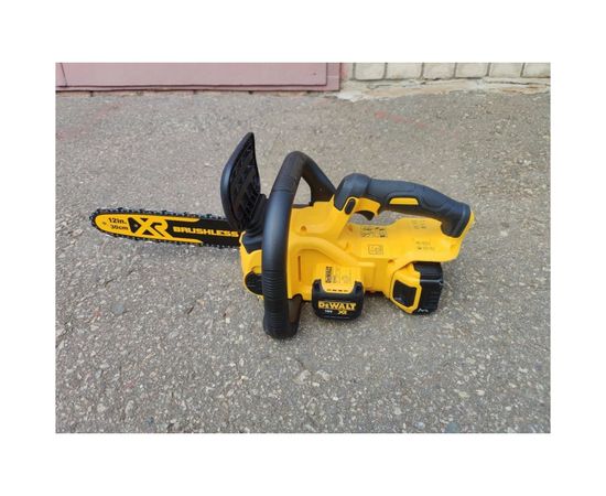 Цепная пила DEWALT XR DCM565P1 – изображение 5