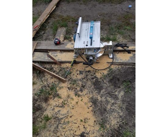 Комбинированная торцовочная пила Makita LH 1040 F – изображение 15