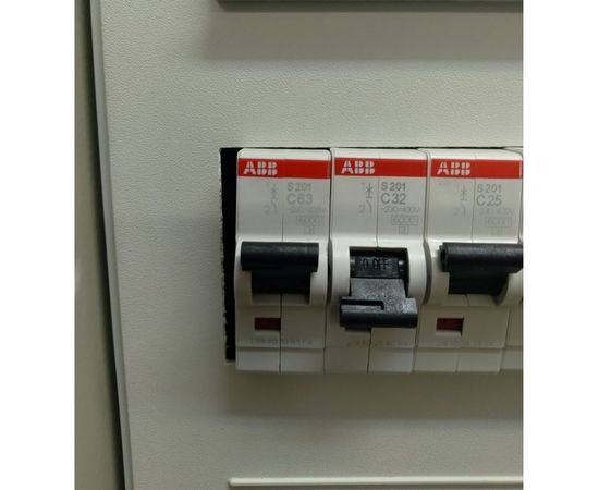 Автоматический модульный выключатель ABB 1п C S201 6кА 63А 2CDS251001R0634 – изображение 2