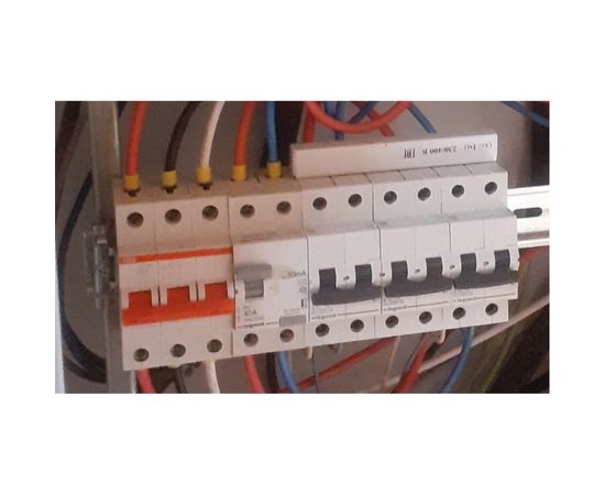 Рубильник ABB 3п SD203 32A рычаг красный 2CDD283101R0032 – изображение 2