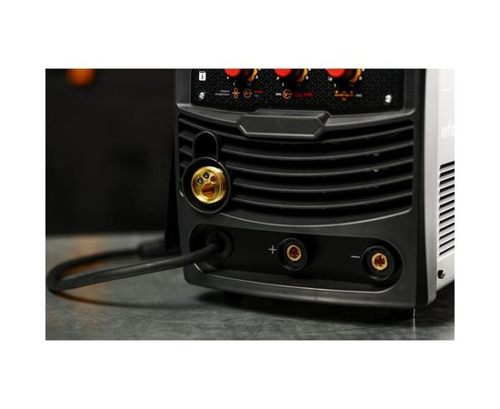 Сварочный полуавтомат-инвертор Inforce MIG-180 04-08-02 – изображение 6