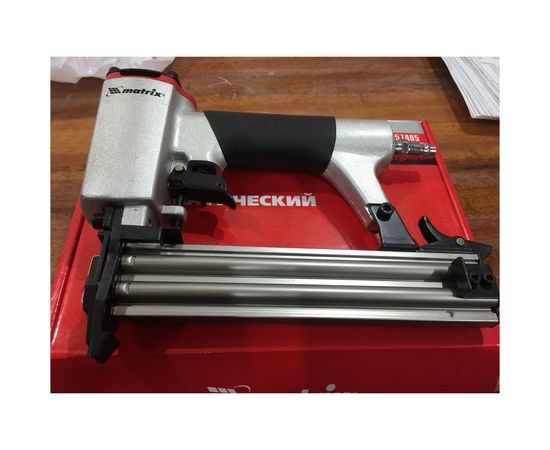 Пневматический нейлер для гвоздей MATRIX 57405 – изображение 13