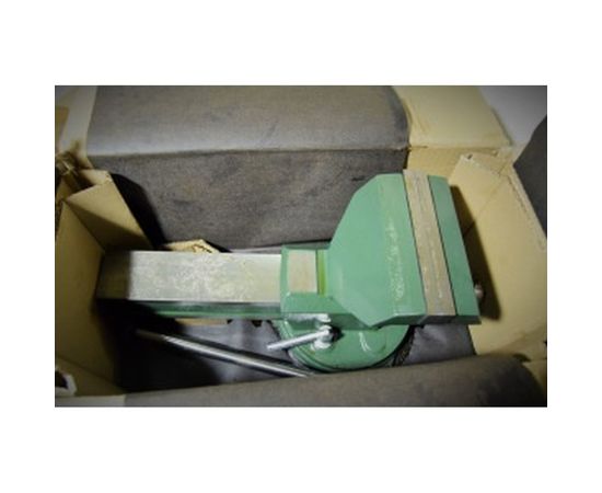 Слесарные поворотные тиски Дело Техники ТСС-140 392440 – изображение 5