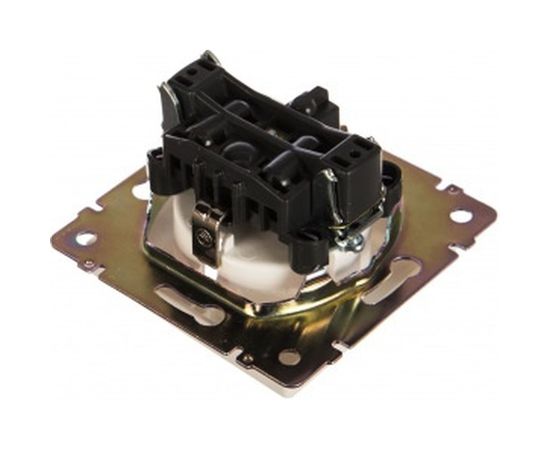 Розетка WERKEL WL01-SKG-01-IP20 с заземлением белая a028829 – изображение 2