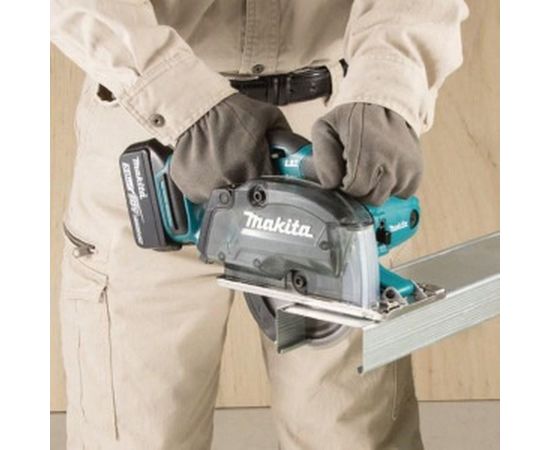 Дисковая пила по металлу Makita DCS552Z – изображение 6