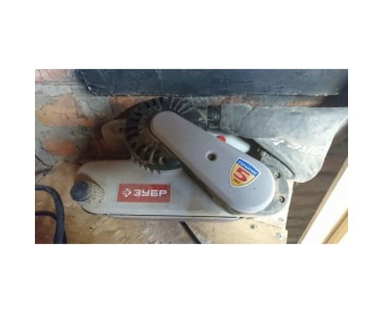 Ленточная шлифмашина Зубр ЗЛШМ-76-950 – изображение 4