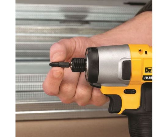 Аккумуляторный шуруповерт DEWALT DCF 815 D2 – изображение 2