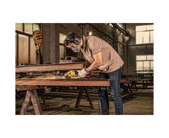 Угловая шлифмашина Stanley SG7115-RU – изображение 5