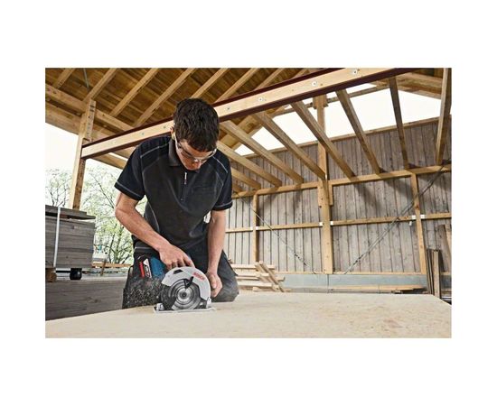 Аккумуляторная дисковая пила BOSCH GKS 18V-57 0615990M42 – изображение 6