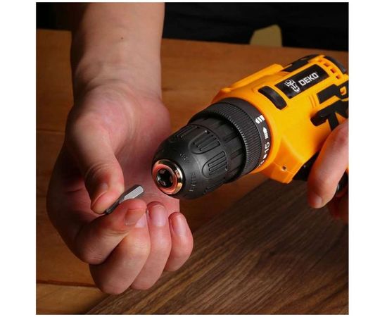 Аккумуляторная дрель-шуруповерт DEKO Banger 063-4168 – изображение 2