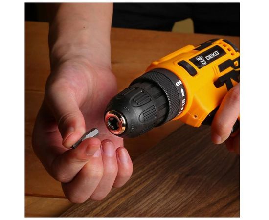 Аккумуляторная дрель-шуруповерт DEKO Banger 063-4167 – изображение 2