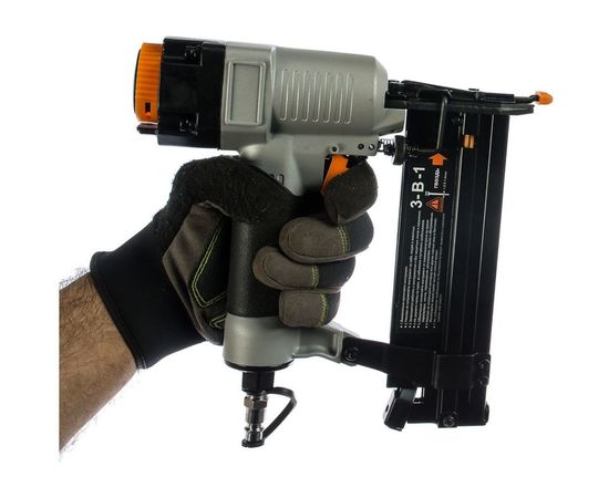 Универсальный пневмостеплер для гвоздей и шпилек Foxweld AERO 5752 – изображение 3