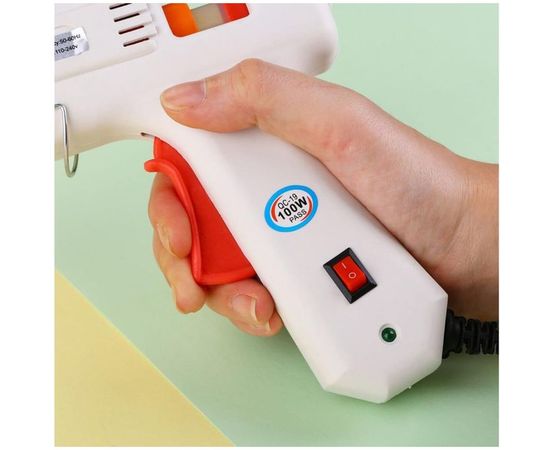 Клеевой термопистолет DEKO DKGG100 100Вт, SET4, подставка, набор клеевых стержней 063-4971 – изображение 4