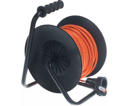 Силовой удлинитель ЭРА RPx1e3x1.530m на пластиковой катушке, c заземлением, 30м, 1 гнездно, ПВС 3х1.5мм Б0046838 – изображение 6