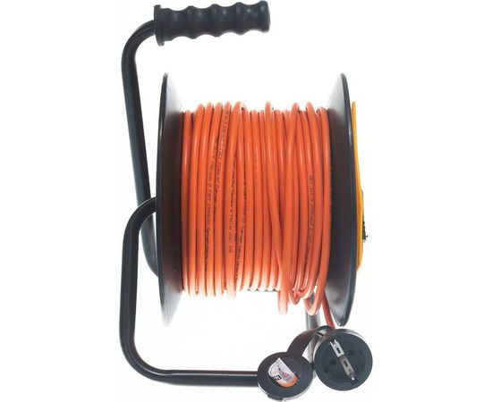 Силовой удлинитель ЭРА RPx1e3x1.530m на пластиковой катушке, c заземлением, 30м, 1 гнездно, ПВС 3х1.5мм Б0046838 – изображение 4