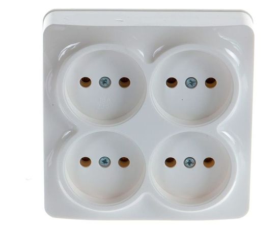 Четырехместная квадратная розетка IONICH б/з, о/у, 16А, 220В, белая еврослот 1448 