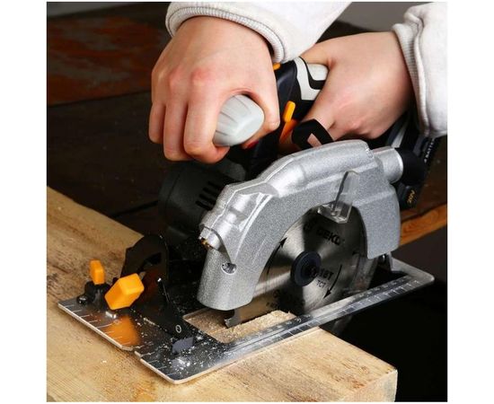 Циркулярная аккумуляторная пила DEKO DKCS20 Laser 063-4210 – изображение 2