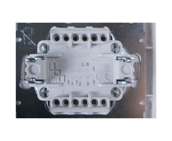 Тройной выключатель LEZARD MIRA белый с белой вставкой 701-0202-109 – изображение 3