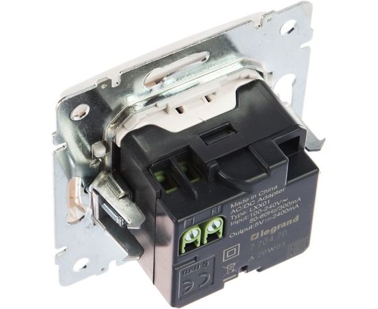 Двойная USB pозетка Legrand, VLN белая 770470 694370 – изображение 3