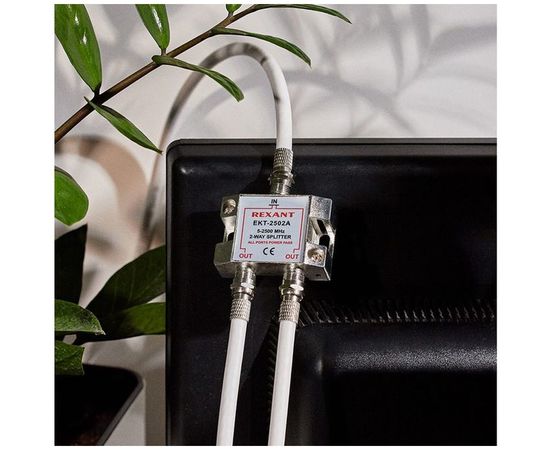 Делитель REXANT ТВ х 2 под F разъём 5-2500 МГц СПУТНИК 05-6201 – изображение 9