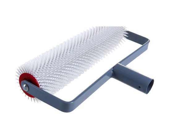 Игольчатый валик для наливных полов на металлической рамке Зубр МАСТЕР 72х300 мм 03952-30 – изображение 3