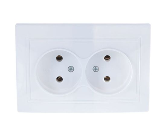 Двойная розетка без заземления, белая UNIVersal Севиль С0102 