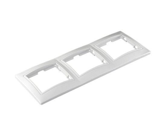 Горизонтальная 3-х местная рамка, белая UNIVersal Севиль C0045 
