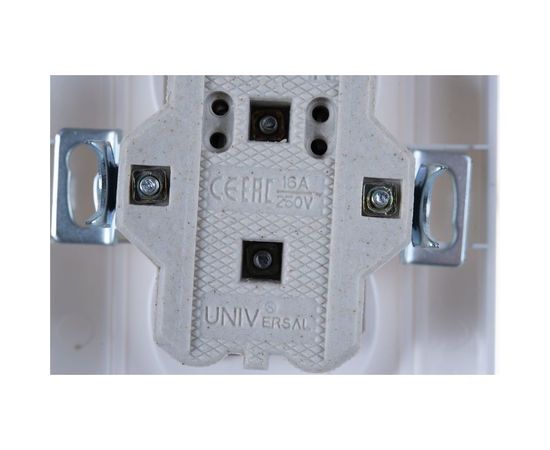 Двойная розетка без заземления, белая UNIVersal Севиль С0102 – изображение 2